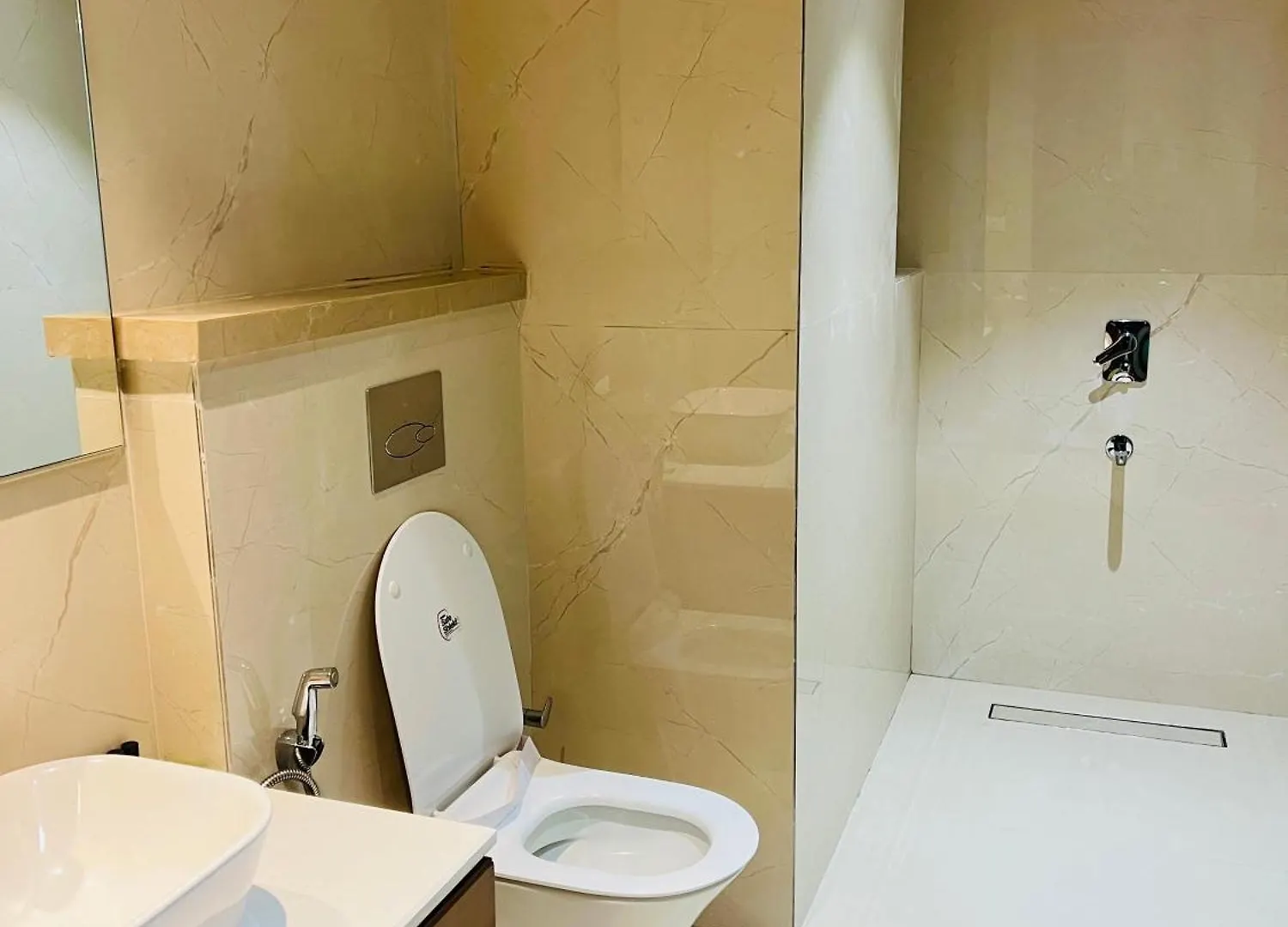 ***  Hotel Bhoomivilas Agra  Ινδία